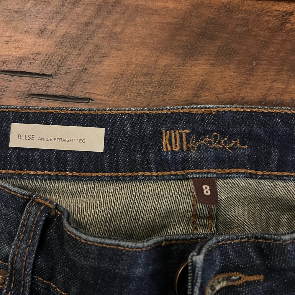 Sz 8 Women’s Kut from the Kloth Blue Straight Jeans Classic Style - Picture 3 of 6
